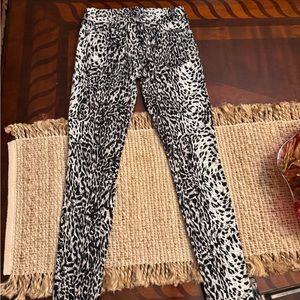 7 ForAll Mankind Leopard Print Skinny Jeans Pants Size 28-runs small for size 27